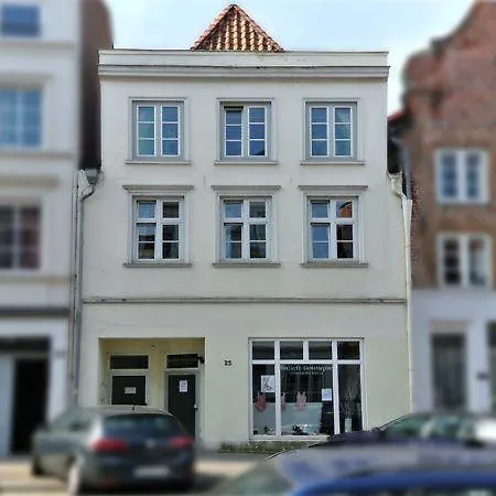 1-zimmer-apartment-1-im-1-obergeschoss *